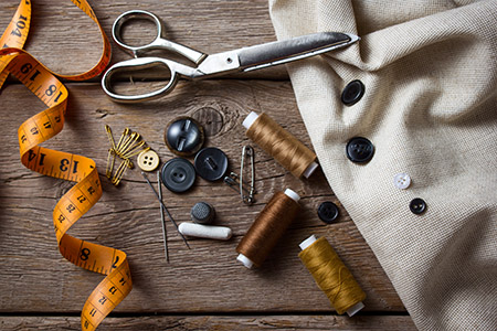 Ремонт одежды своими руками: 30 потрясающих примеров смекалки и мастерства